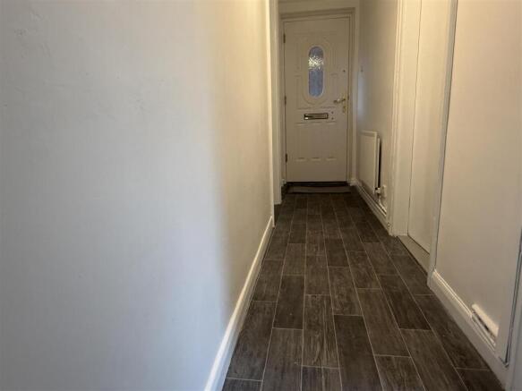 2 bed Apartment for sale Image 11