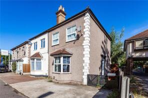 96, London Road, Romford RM7 9QU