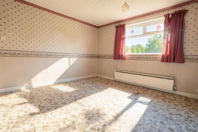 2 bed Bungalow for sale Image 10