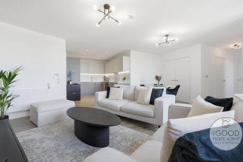 Hyneholt House 104 Manford Way, Chigwell, IG7 4EG