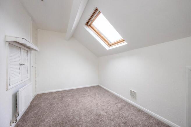 3 bed Terraced for sale Image 11