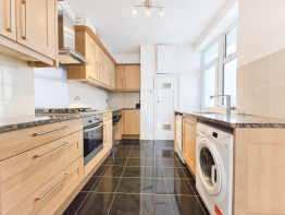 26, 55 Princes Court, Shoot Up Hill, London NW2 3PX