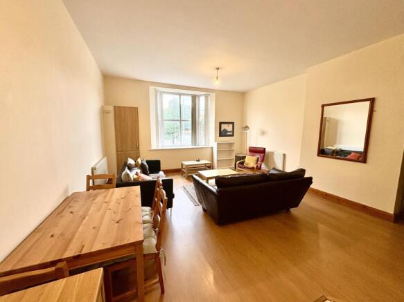 Living/Dining Area