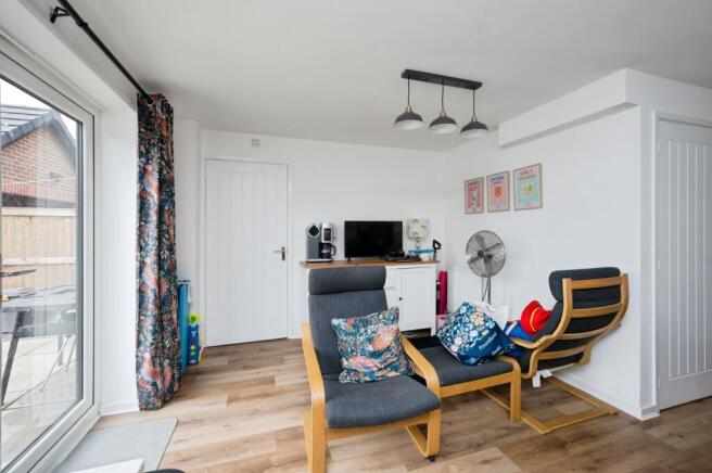 4 bed Detached for sale Image 10