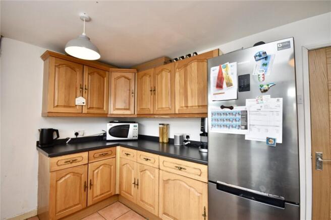 3 bed Terraced for sale Image 4