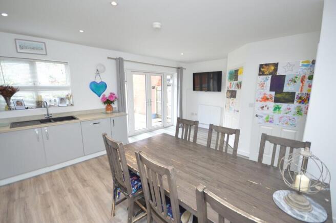 Littlewood Way, Cheddar, BS27 photo 4