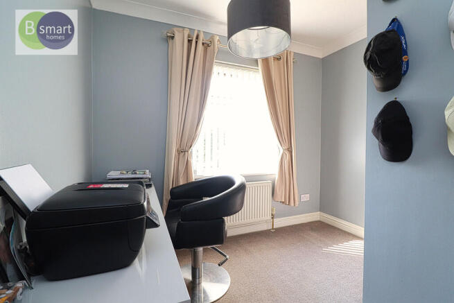 3 bed Semi-Detached for sale Image 11