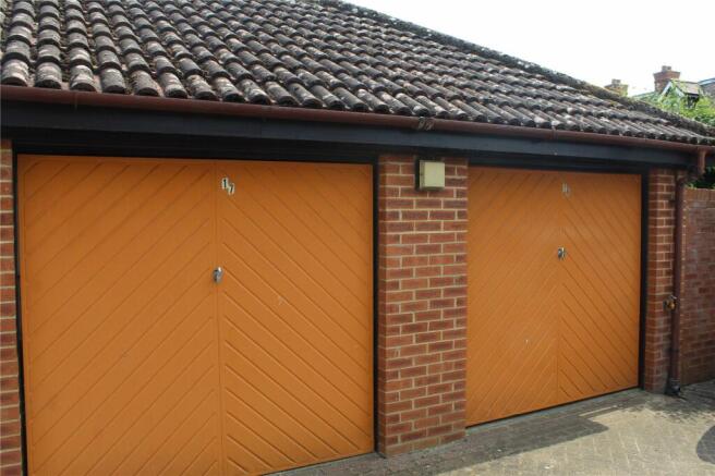 Garage In Block