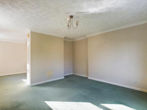 Living dining room