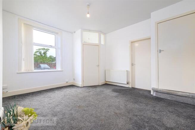 2 bed Terraced for sale Image 4