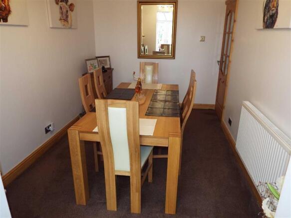 DINING ROOM/POTENTIA