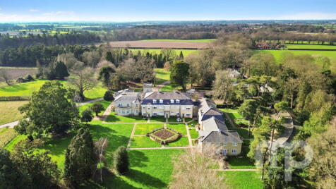 Blofield Hall Unique Lifestyle Opportunity 15 Hall Road Blofield NR13 4DD