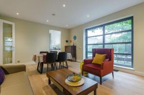 Flat 4, 142, Haverstock Hill, London NW3 2AY