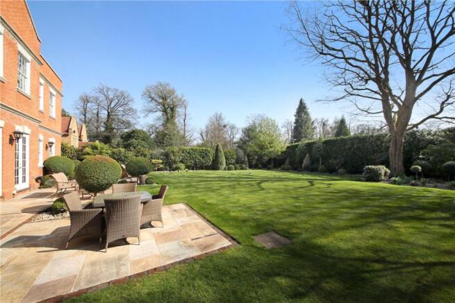 Private Gardens