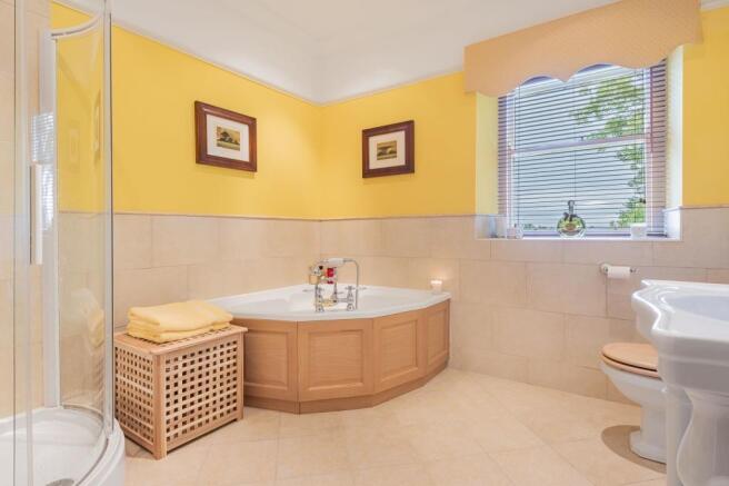 Bathroom, The Burrells