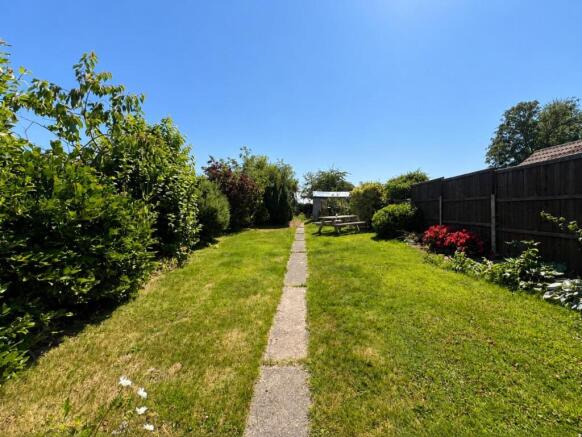 Vincroft - garden..jpeg