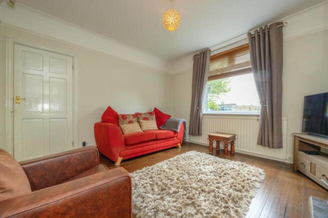 3 bed Semi-Detached for sale Image 5