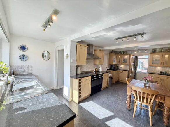 Kitchen Diner