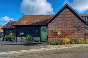 Stables, Yeatmans Lane, Shaftesbury SP7 8LR
