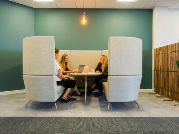 heathrow-boulevard-building-2-office-space-offic