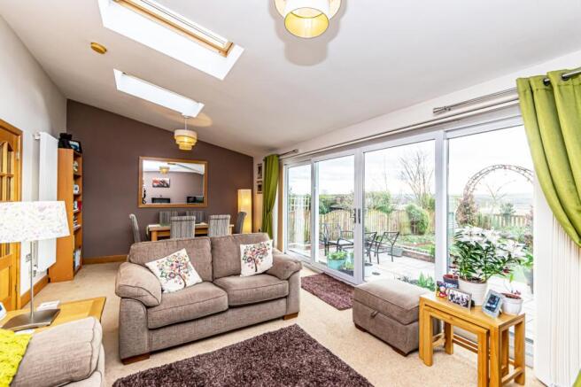 Living/Dining Room