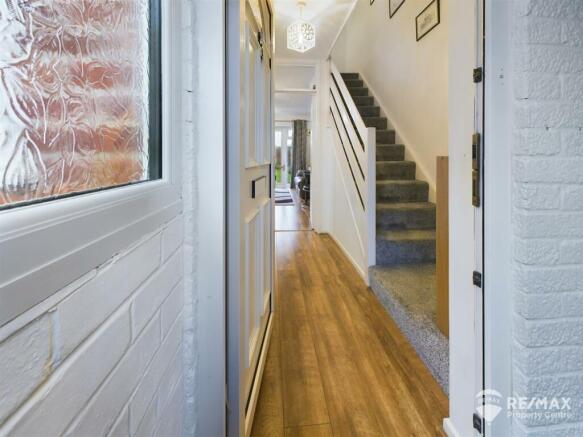 Porch hallway.jpg