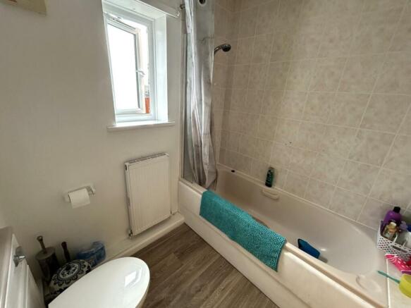 Bathroom (1).jpeg
