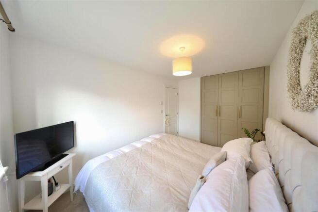 3 bed Semi-Detached for sale Image 11