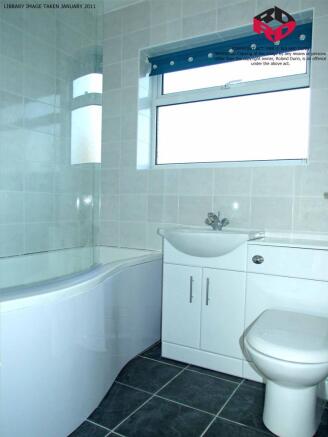 MODERN SHOWER BATH