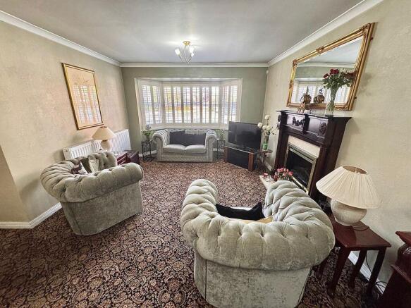 Finstock Court, South Gosforth photo 4