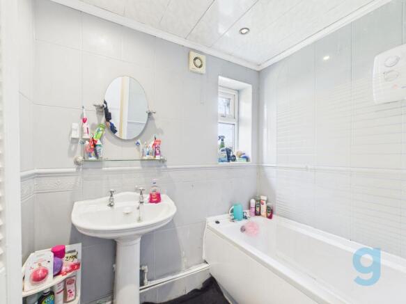 Tollerton Road, Liverpool, L12 photo 4