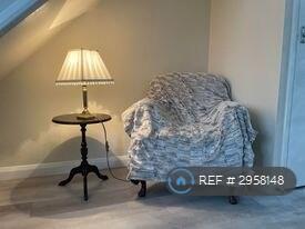 2 bed Semi-Detached to rent Image 6