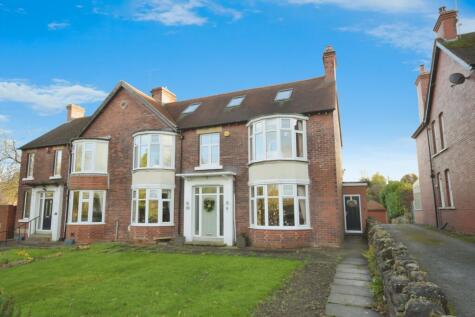 Chatsworth Road, Chesterfield, Derbyshire, S40