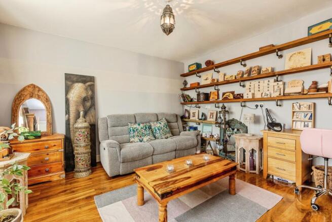 House in Weston-super-mare - More