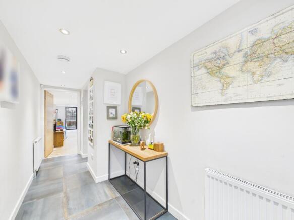 CAM04789G0-PR0025-STILL022