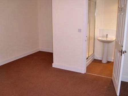 Mast Bedroom EnSuite