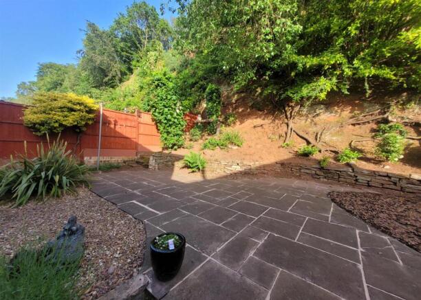 29 Redcliffe Drive-23 V.jpg