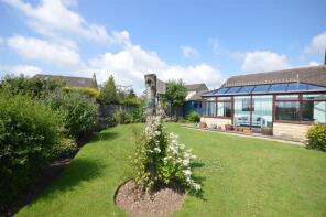5, The Meadows, Grisedale Road East, Bakewell DE45 1TP