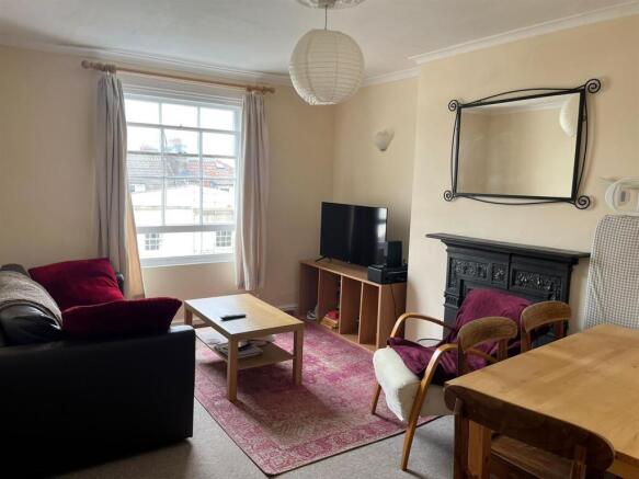 Sitting room.jpeg