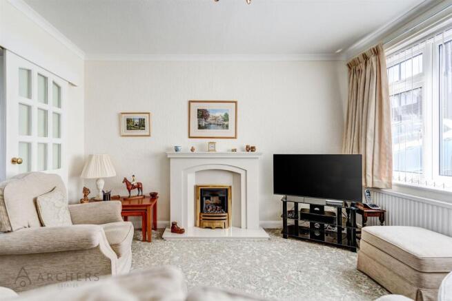 3 bed Detached for sale Image 9