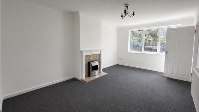 3 bed Town House to rent Image 4