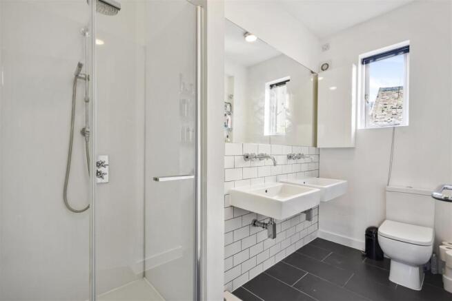 FB - Crofton Lodge - Shower Room3 (1).JPG