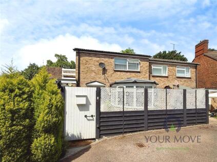 Bedford Road, Aspley Guise, Milton Keynes, Bedfordshire, MK17