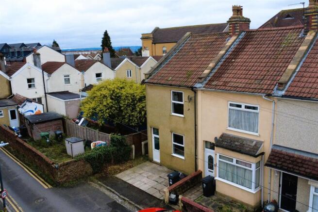 92 Victoria Park, Kingswood, Bristol BS15 1RZ | Fr