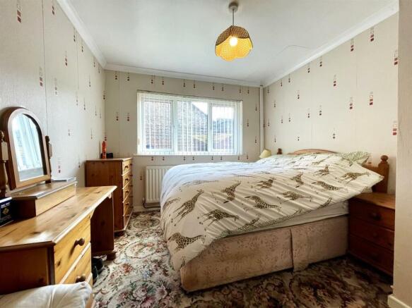 bedroom 2.JPEG