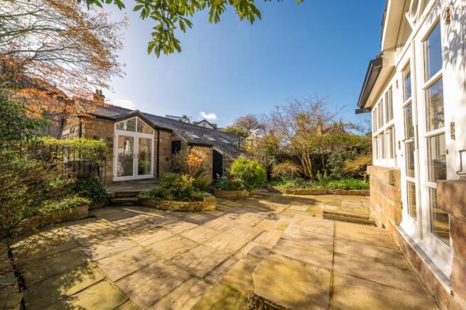 4 bed Semi-Detached for sale Image 7
