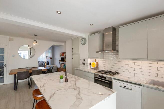 Bradenham Avenue, Welling, DA16 photo 4