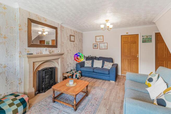 4 bed Detached for sale Image 5