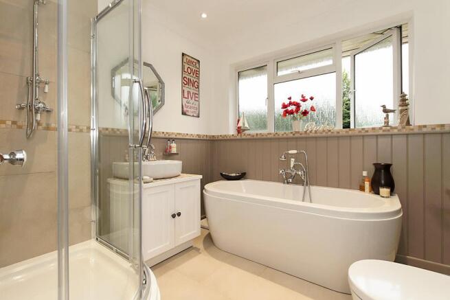 Dane-Bath.jpg