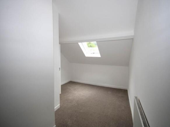 bedroom 2 (3)